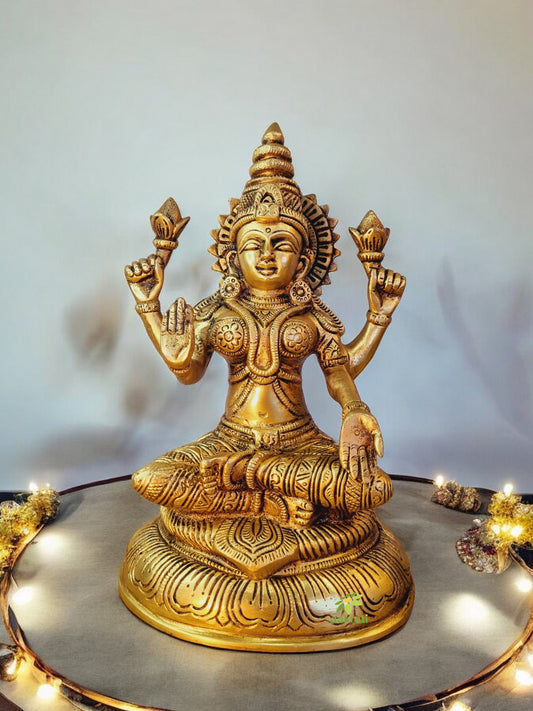Traditional Brass Lakshmi Statue | Perfect for Puja and Festive Gifting | Brass Goddess Lakshmi Showpiece ( Yellow, 8 inch)