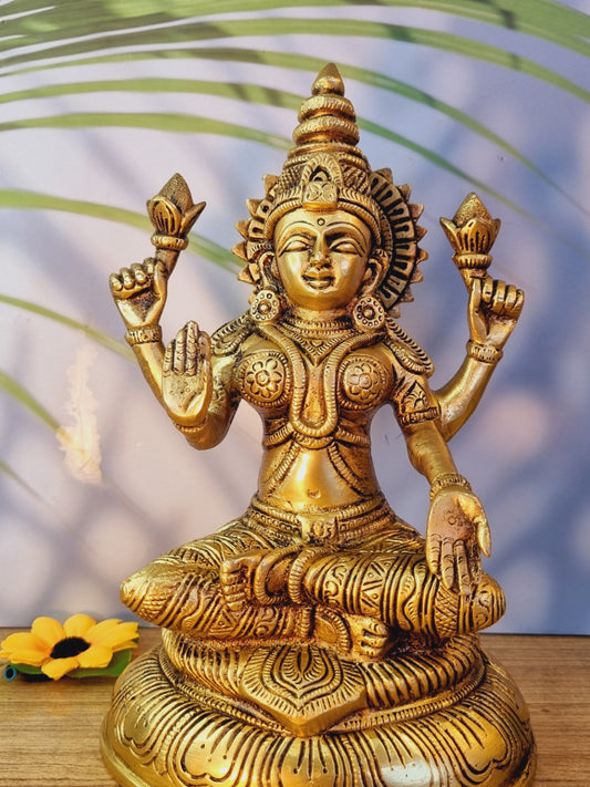 Traditional Brass Lakshmi Statue | Perfect for Puja and Festive Gifting | Brass Goddess Lakshmi Showpiece ( Yellow, 8 inch)