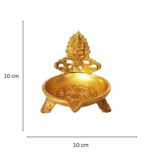 Aakrati Brass Table Diya - Metal Religious Temple worship deepak ( Multicolor, 4 inch)