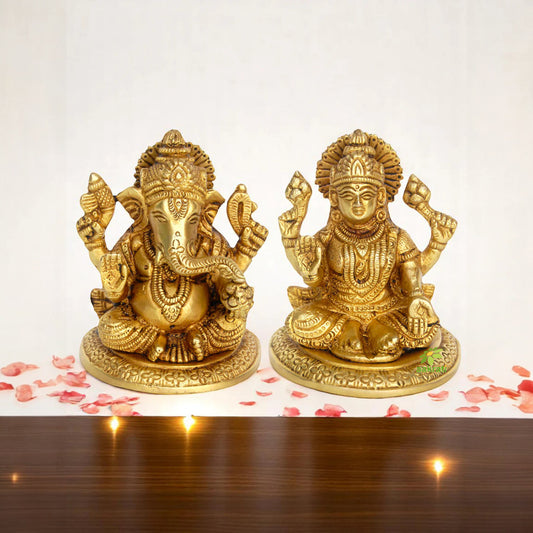 Elegant Brass Laxmi Ganesha Statue | Perfect Decorative Showpiece for Spiritual Ambiance | Handcrafted Laxmi Ganesha Murti in Brass ( Yellow, 3.9 inch)