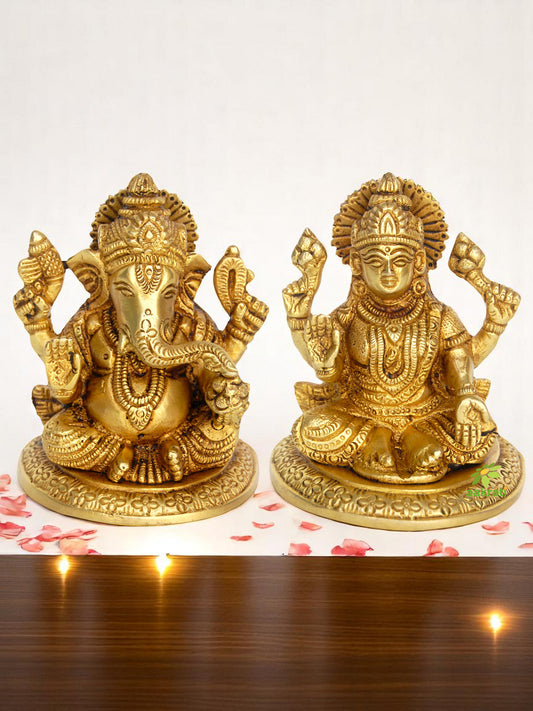 Elegant Brass Laxmi Ganesha Statue | Perfect Decorative Showpiece for Spiritual Ambiance | Handcrafted Laxmi Ganesha Murti in Brass ( Yellow, 3.9 inch)