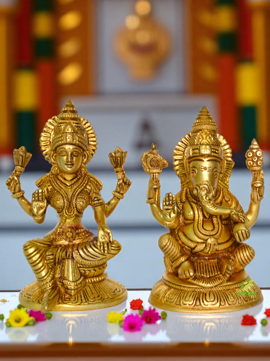 Beautiful Brass Pair of Laxmi-Ganesha in Brass Metal