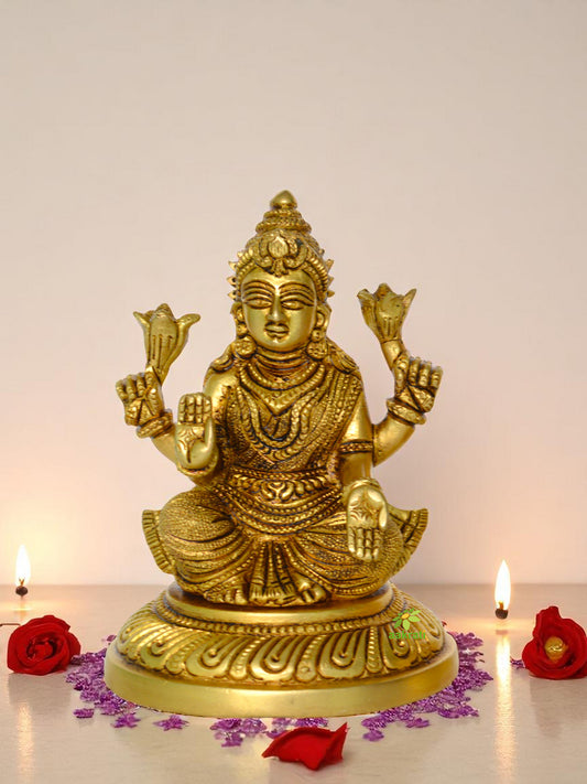 Goddes Of wealth Religious Laxmi ji Statue in Brass