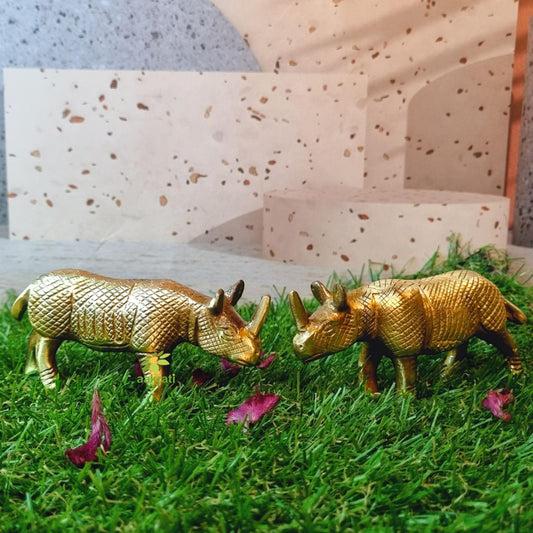 Pair of Rhinoceros Statue made of Brass Metal Decorative Animal Figurine Antique finish Sculpture Handcrafted Unique and Rare Showpiece