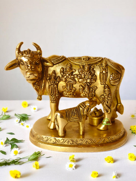Kaamdhenu Cow with Calf brass made hand carved Pooja Ghar Statue
