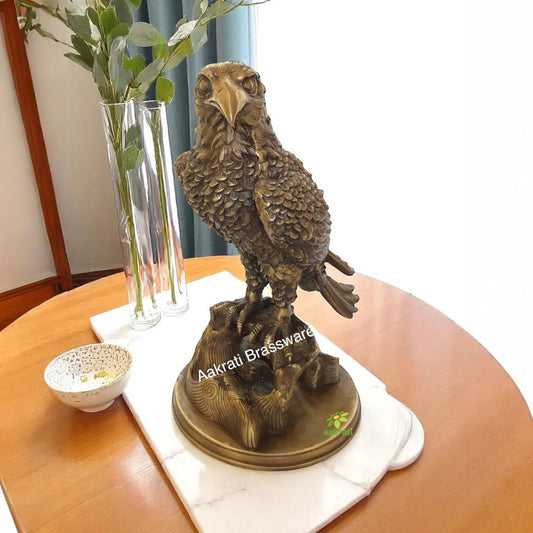 Vintage Brass - Bronze Highland Metal Figurine Statue home powerful eagle ; hero ; heroic fighter Falcon sculpture office decoration