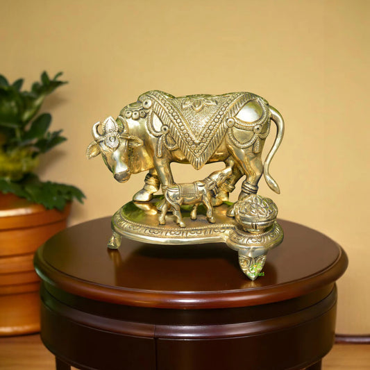 Aakrati Kamdhenu Cow Brass - Vastu Remedies Product Decorative Showpiece - (Brass)