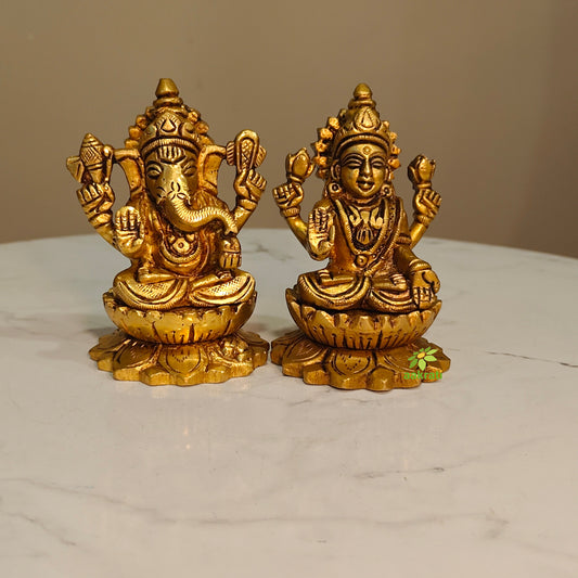 Brass Laxmi Ganesh Idol for Diwali Gifting | Elegant Pooja Statue for Prosperity & Success | Small Laxmi Ganesh (Yellow, 3.5 Inch)