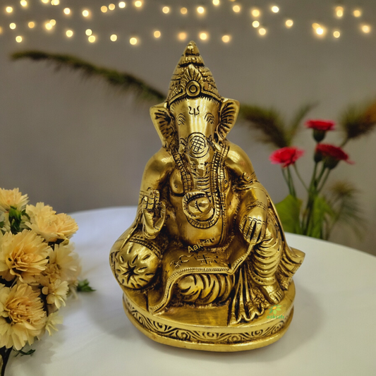 Aakrati Brass Lord Ganesha Statue in Sitting Position| Handcrafted Decorative Statue| Temple Decor (Yellow,6inch )