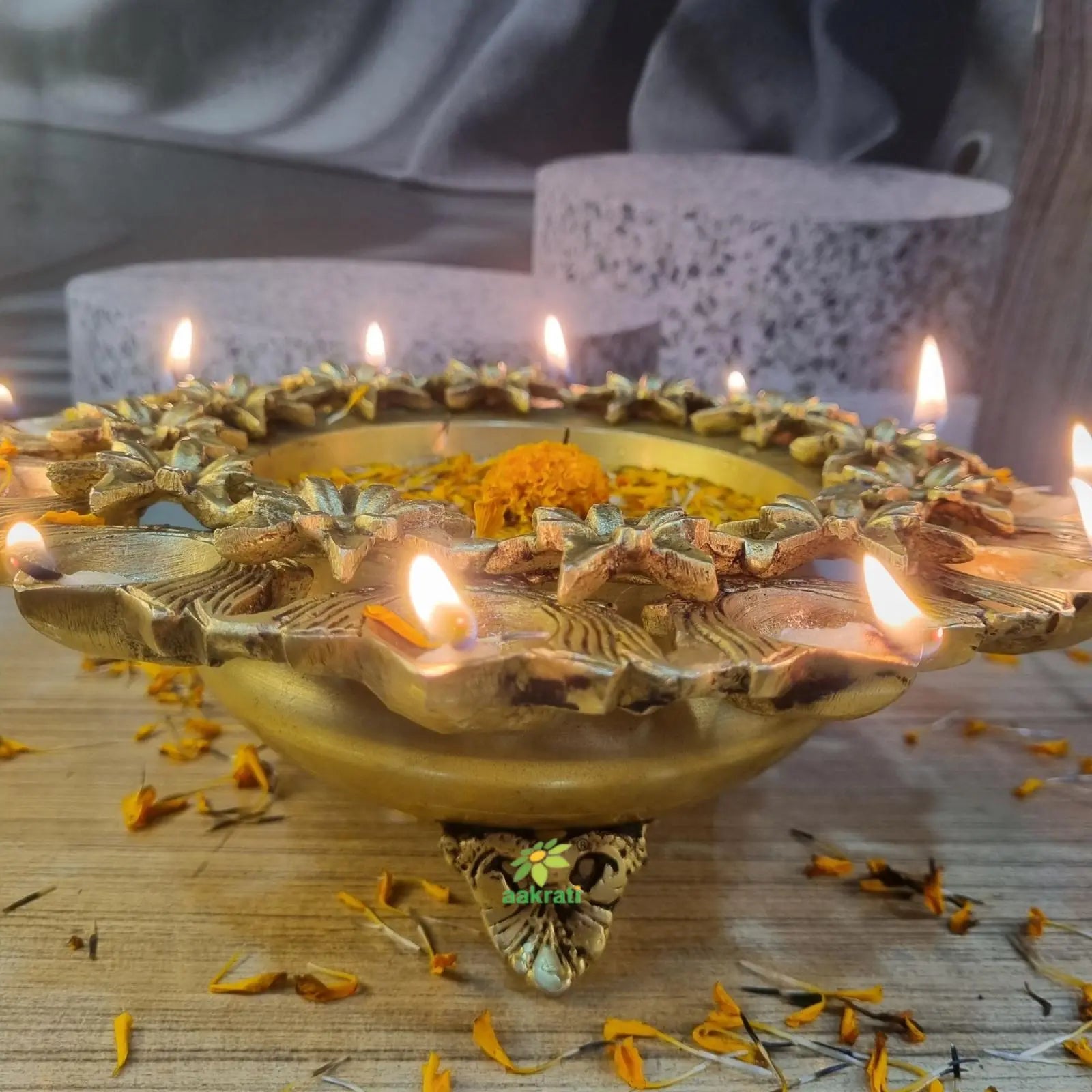 9 Inches Brass Urli Bowl with Lotus Design| Urli for Flowers, Brass Urli for Home Décor|Traditional Indian Decor Piece| Home Décor| (Yellow) Aakrati