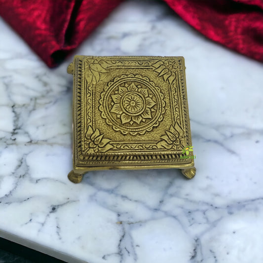 Brass Gift Combo – Laxmi Ganesh Murti on Chowki with Pooja Bell | Ideal for Home Mandir, Festival Rituals & Gifting