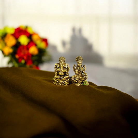 Aakrati Laxmi Ganesh Statue| Made in Brass| Temple Décor| Puja Items (Yellow, 1 Inch)