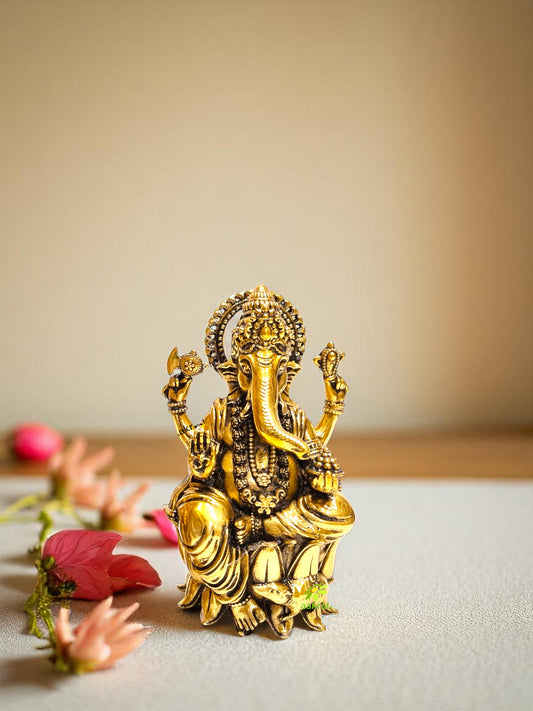 Ganpati Brass metal Hand Made Religious Statue