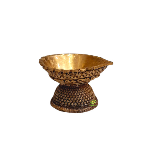 Brass Diya for Pooja and Home Decor | Traditional Oil Lamp for Temple & Festive Use | Handcrafted Deepak (Yellow, 2 Inch)