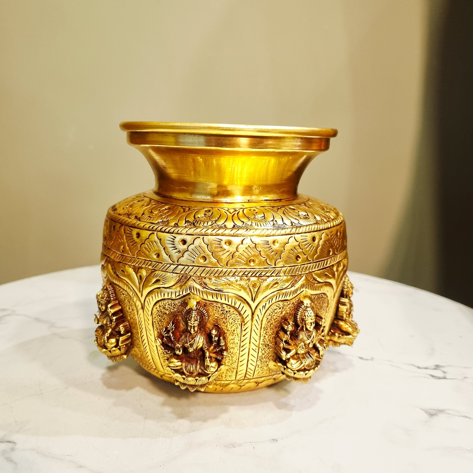 Ashtalakshmi Brass Kalash for Pooja | Designer Brass Kalash | Brass Ashtalakshmi Kalash (Yellow, 5.2 Inches) Aakrati