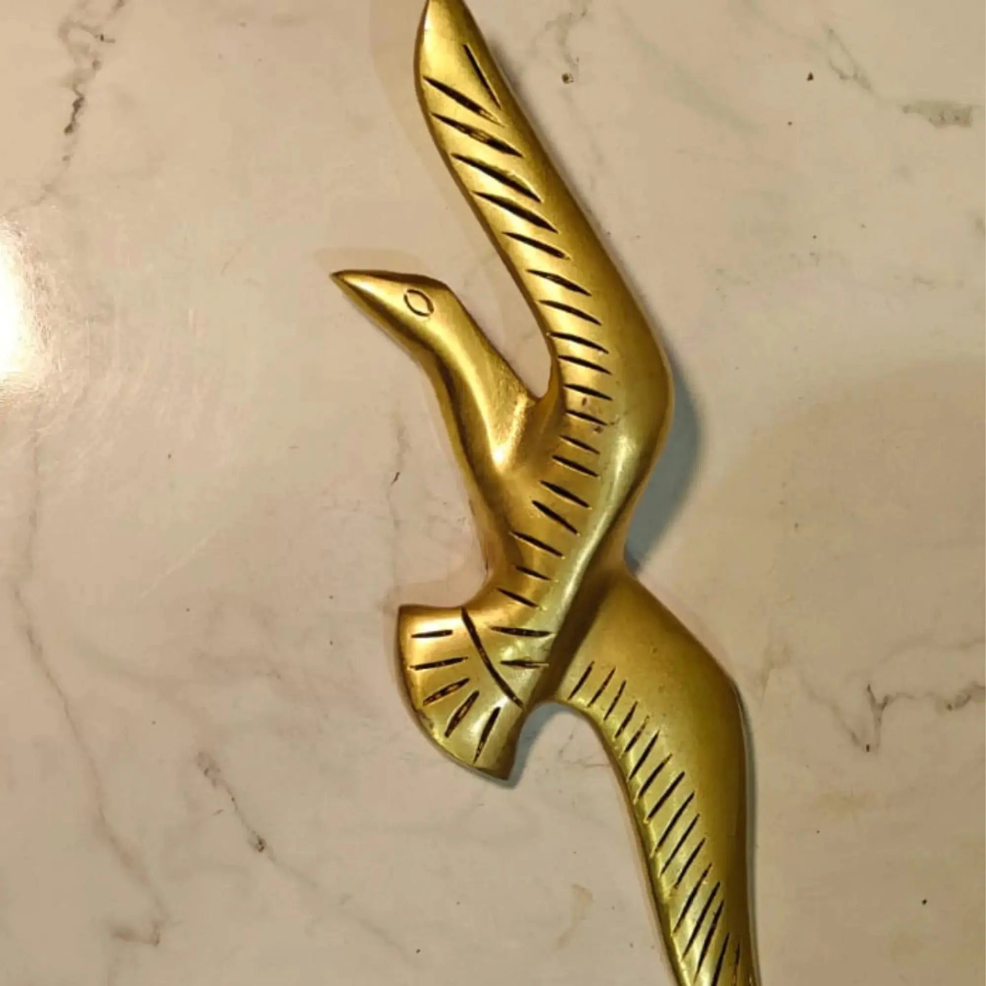 Handcrafted Brass Wall Birds Décor – Vintage Metal Wall Hanging for Home | Elegant Decorative Wall Hanging Showpiece (Yellow, 6 Inches) Aakrati