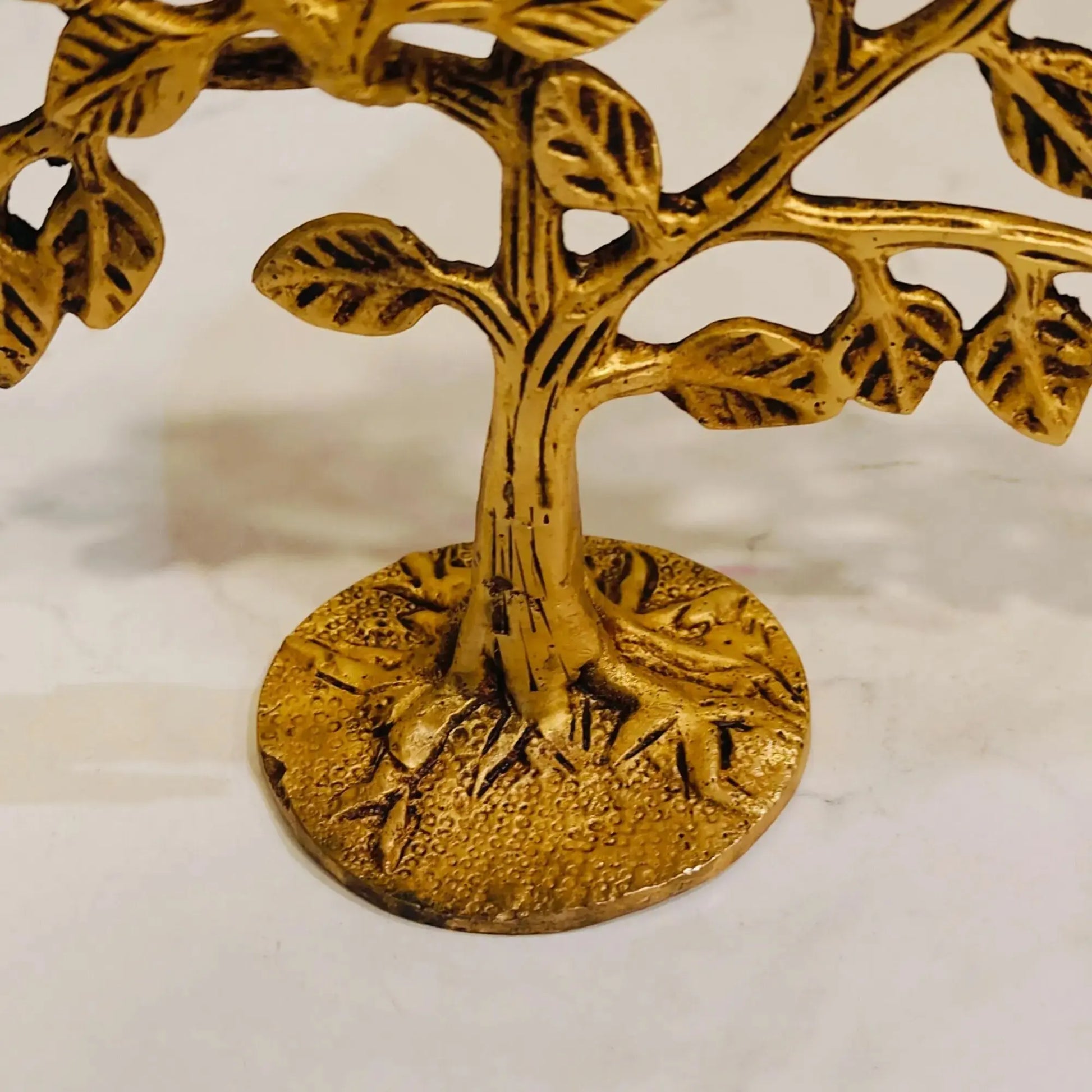 Brass Kalpavriksha Tree | Tree of Life Showpiece for Home Decor & VastuPremium Brass Kalpavriksha Tree |Vastu Positive Energy Decor |Festival Gift Item (Yellow,6 Inch) Aakrati
