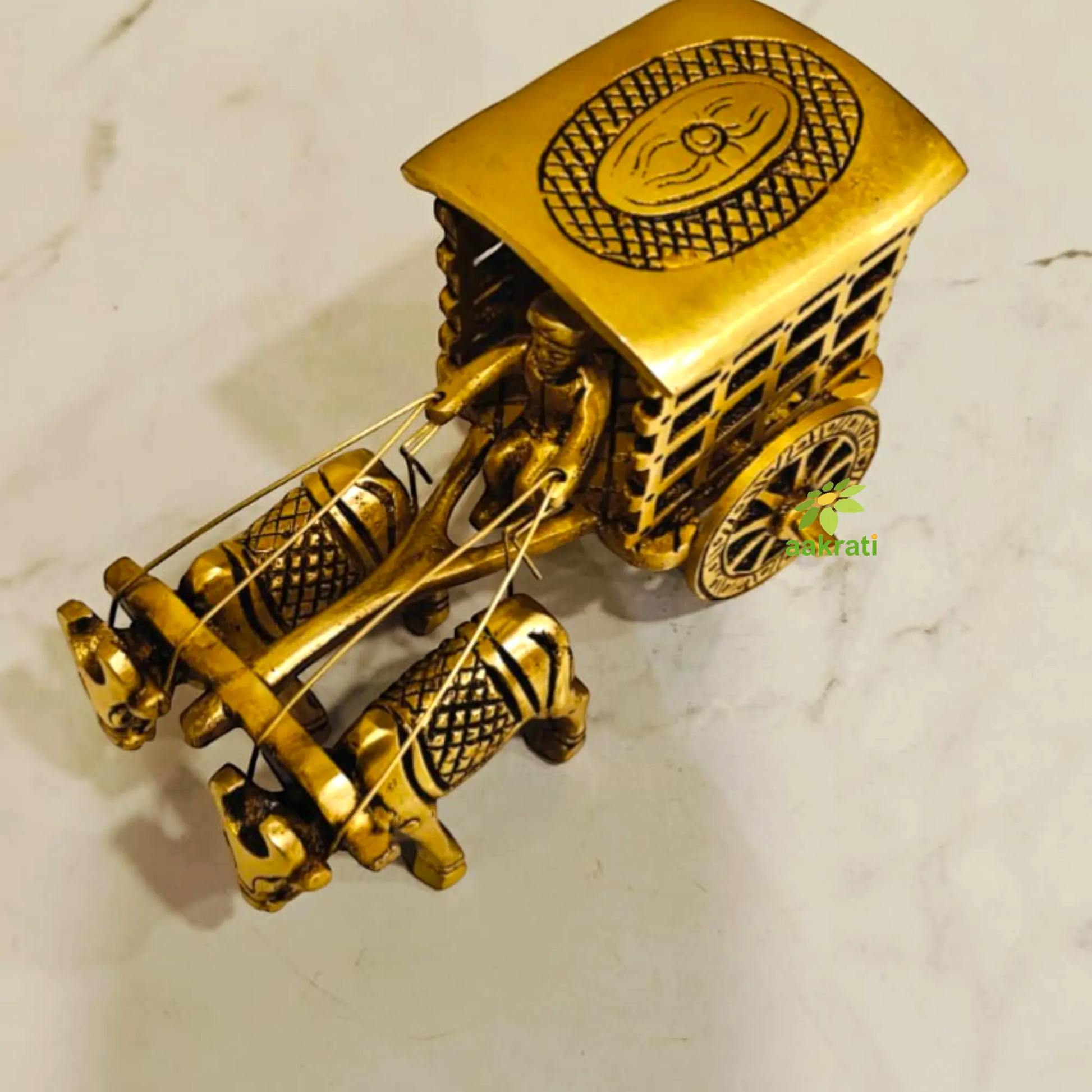 Brass Bullock Cart Showpiece | A Beautiful Handcrafted Addition to Your Home Decor | Handcrafted Brass Bullock Cart Figurine ( Yellow, 4.8 inch) Aakrati