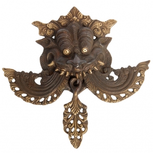 Divine Brass Yali Face Showpiece | Perfect for Spiritual & Vastu Home Décor | Brass Yali Face Wall Décor ( Brown, 10 inch)