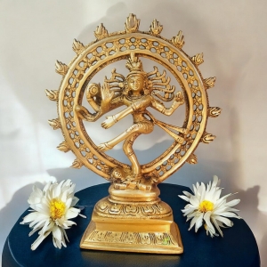 Traditional Brass Nataraj Statue | Perfect for Pujas & Home Decor | Divine Brass Nataraj Showpiece ( Yellow, 9.5 inch)
