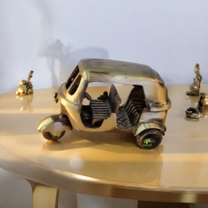 Brass Auto Rickshaw Statue | Traditional Indian Charm for Your Living Room | Handcrafted Brass Tempo Idol | Tuk Tuk ( Antique, 3 inch)