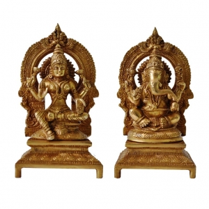 Brass Lakshmi Ganesha Pair Idol | Divine Blessings for Your Home Temple | Handmade Laxmi Ganesha Murti Showpiece ( Yellow, 7 inch)