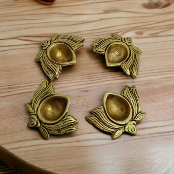 Lotus shaped Brass diya Set of 4| diya's Housewaming gift| Made By Aakrati (Set of 4 diya)