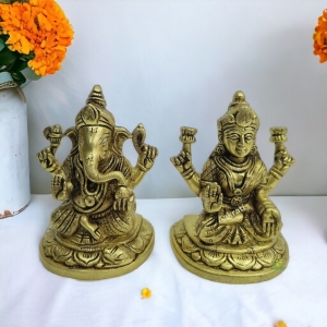 Brass Lakshmi Ganesha Set| Hindu God Idol Brass Laxmi Ganesh Set| Ganesh Laxmi Statue| Diwali Puja God| Laxmi Ganesh Murti For Decor| (Yellow Antique)
