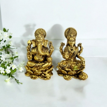 Aakrati Brass Lakshmi and Ganesh Pair| Elegant Statues of Brass| Temple Decor (Yellow, 2 Inch)