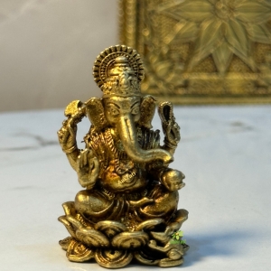 Ganesh Brass Statue By Aakrati| Brass Ganesh Sculpture| Decorative Items (Yellow, 1.4 Inch)