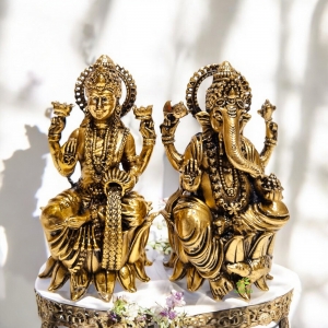 Brass Lakshmi Ganesh Pair| Divine Sculptures for Wealth and Harmony