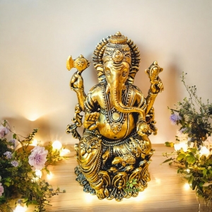 Brass Ganesh Statue| Symbol of Wisdom and Prosperity Made By Aakrati