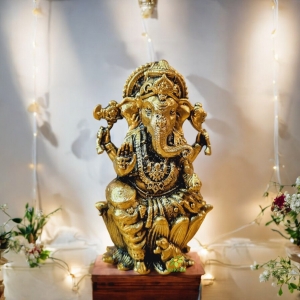 Sitting Lord Ganesha hand made brass metal decorative statue