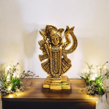 Antique Finish Brass Shri Nath Ji Idol | Traditional Hindu Religious Idol for Home Temple ( Yellow, 4.5 inch)