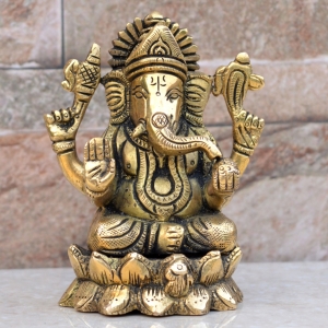 Ganpati Brass metal Hand Made Religious Statue