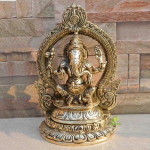 HANDMADE Ganesha statue made of brass Small,home decor,lord ganesh idols,unique ganesh statue,brass ganesh statue,living room