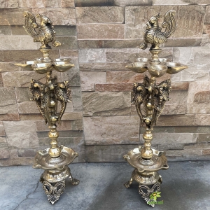 Aakrati Standing Brass Diya Lamp Set of 2 | Diya for Pooja | Brass Diya Stand | Home Temple Decor | Indian Festive Gift